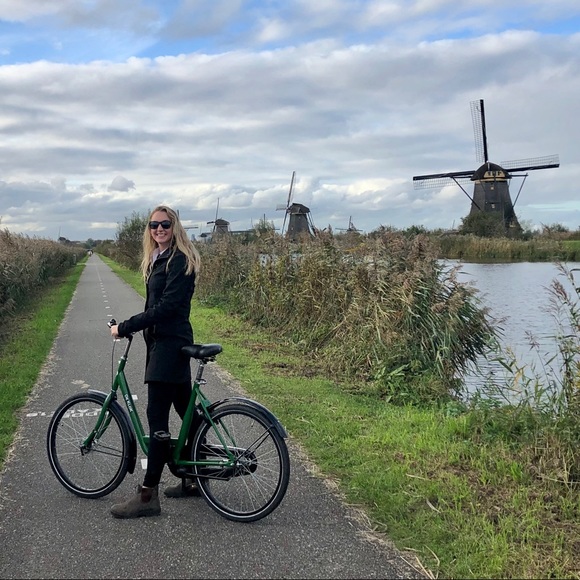 Meet your Posher, Reba - Picture 1 of 1